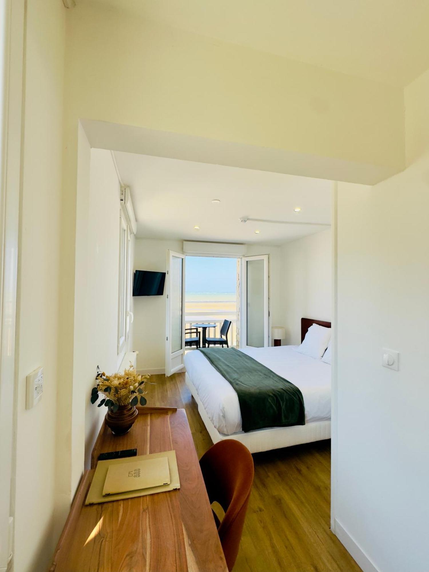 Le Clos Normand Saint-Aubin-Sur-Mer (Calvados) Exterior foto